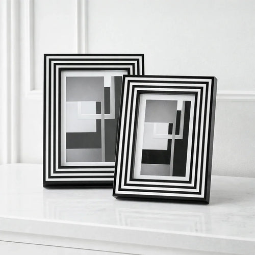 Black & White Pattern Photo Frame